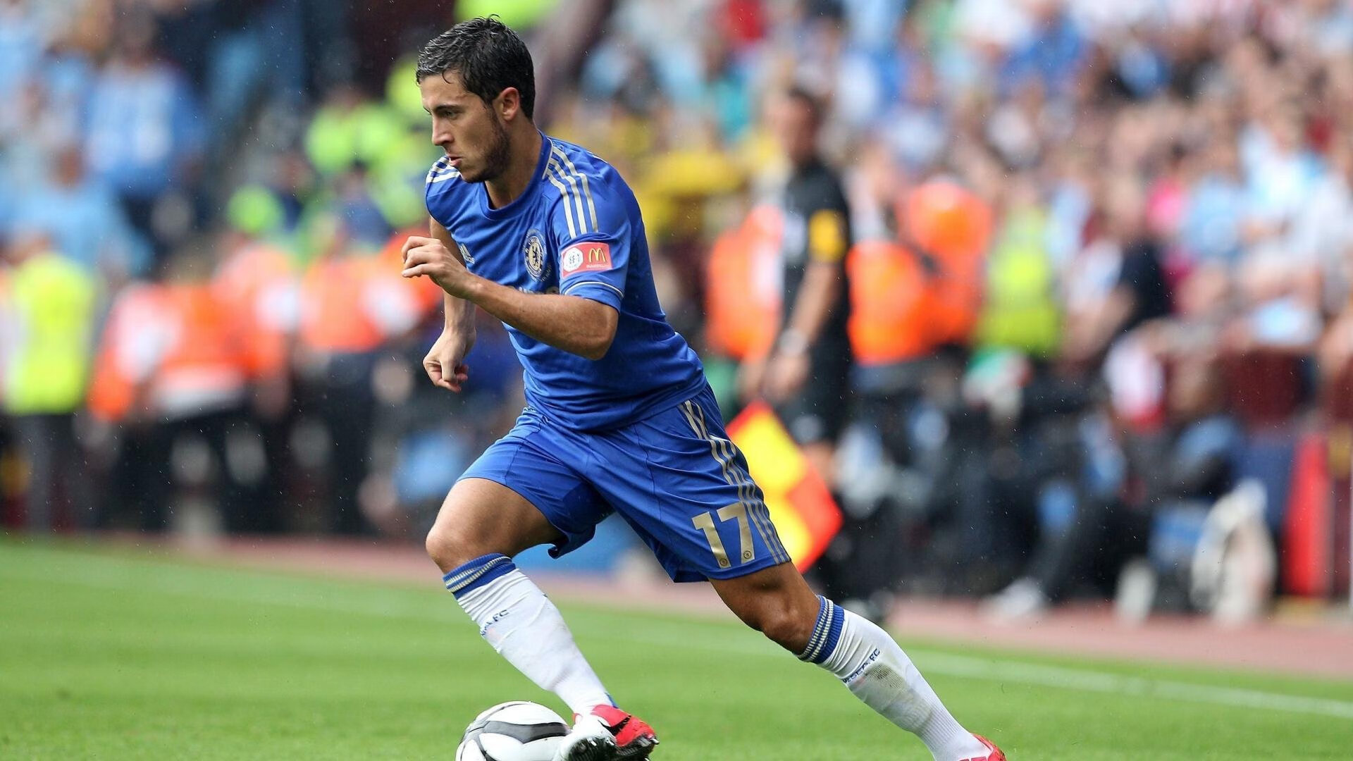 开云·体育官方网站入口-弗赖堡中后场连线构建稳定体系，弗赖堡主帅